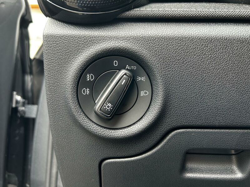 ŠKODA FABIA  1.0 MPI STYLE