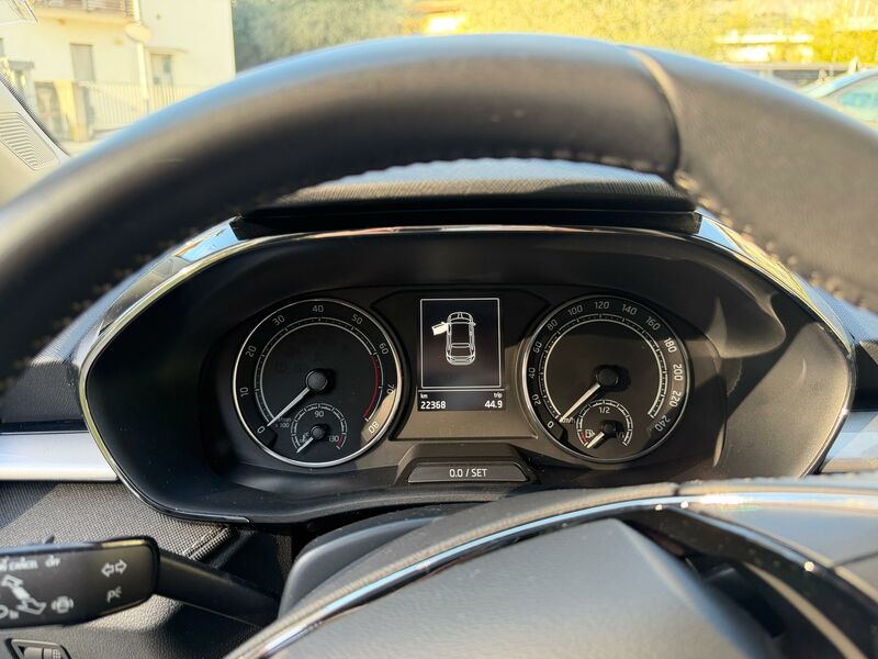 ŠKODA FABIA  1.0 MPI STYLE