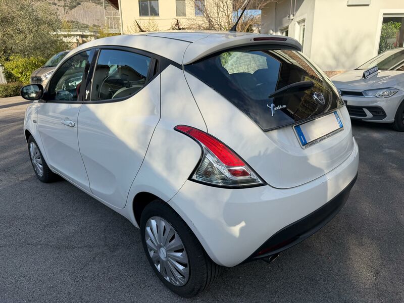 LANCIA YPSILON  ELEFANTINO 5 P.