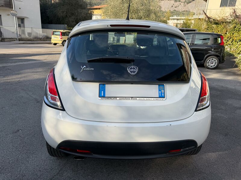 LANCIA YPSILON  ELEFANTINO 5 P.