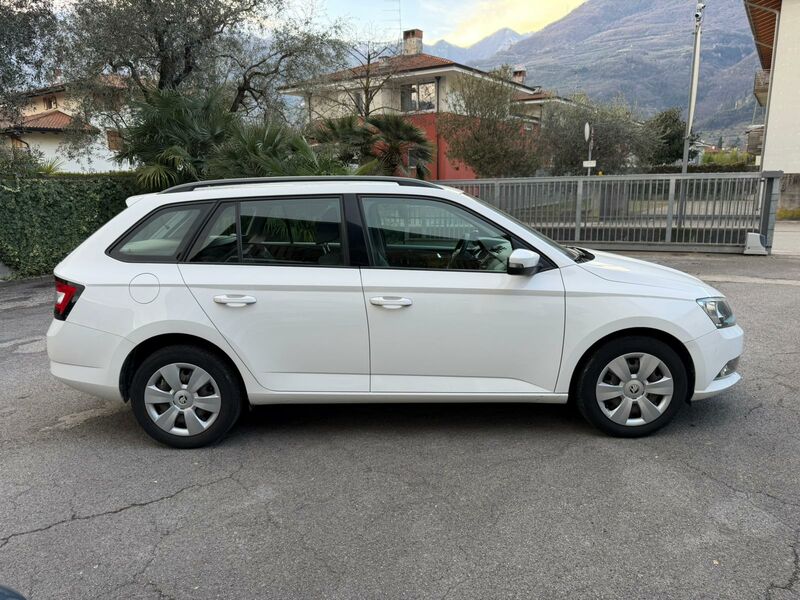 VOLKSWAGEN FABIA  1.2 TSI WAGON AMBITION