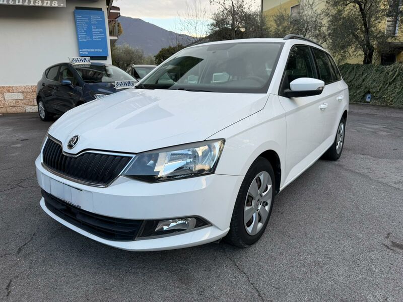 VOLKSWAGEN FABIA  1.2 TSI WAGON AMBITION
