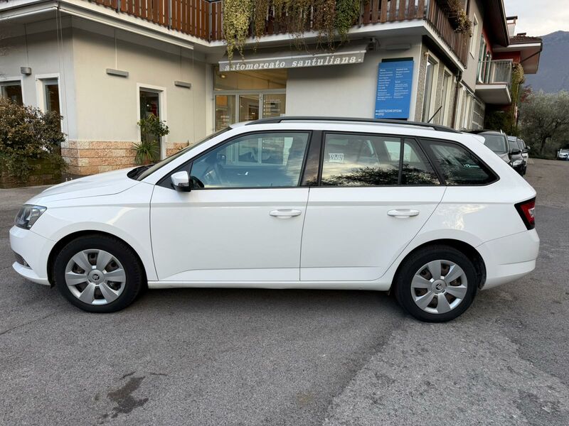 VOLKSWAGEN FABIA  1.2 TSI WAGON AMBITION