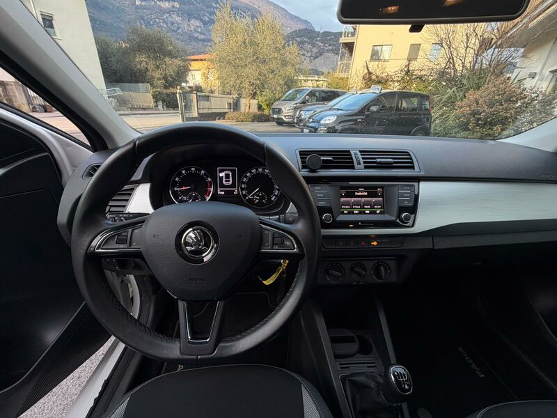 VOLKSWAGEN FABIA  1.2 TSI WAGON AMBITION