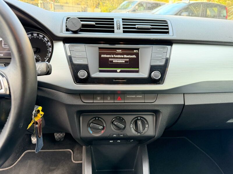 VOLKSWAGEN FABIA  1.2 TSI WAGON AMBITION