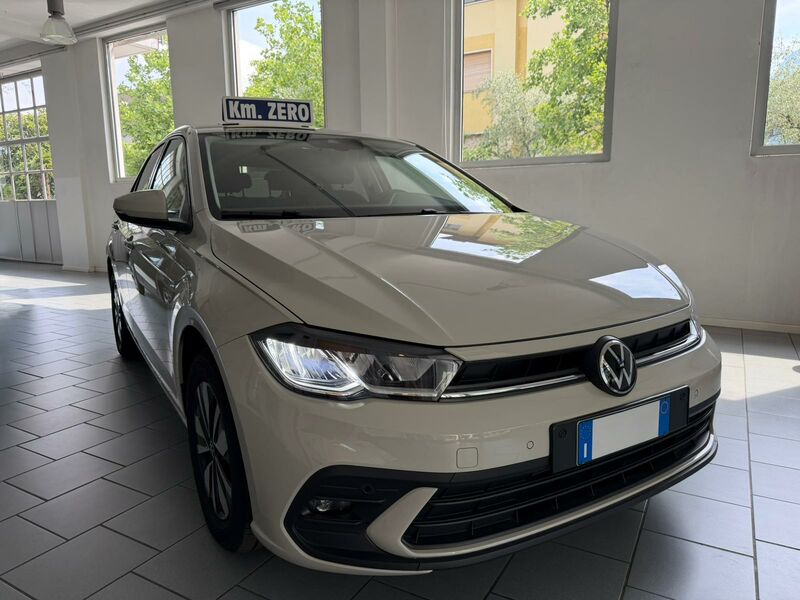 POLO 